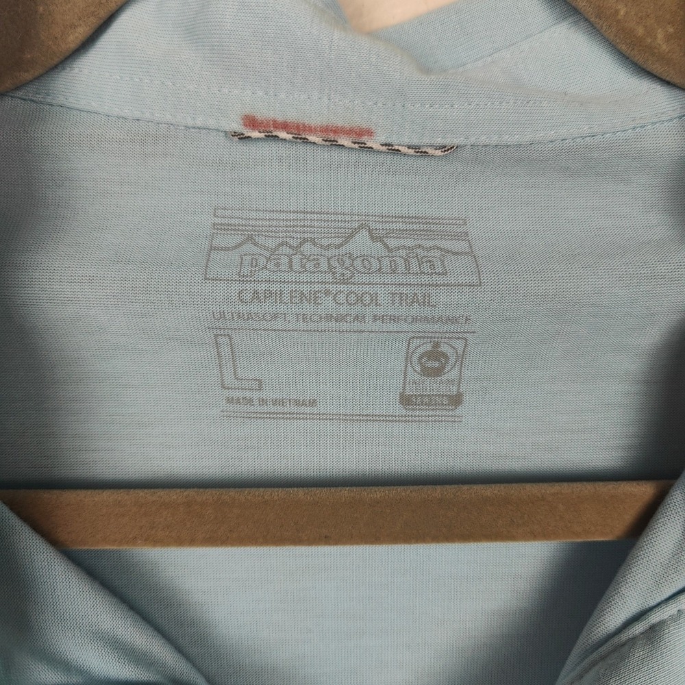 Patagonia Capilene Cool Trail Polo Shirt Mens Large Light Blue Technical Outdoor - Picture 5 of 9